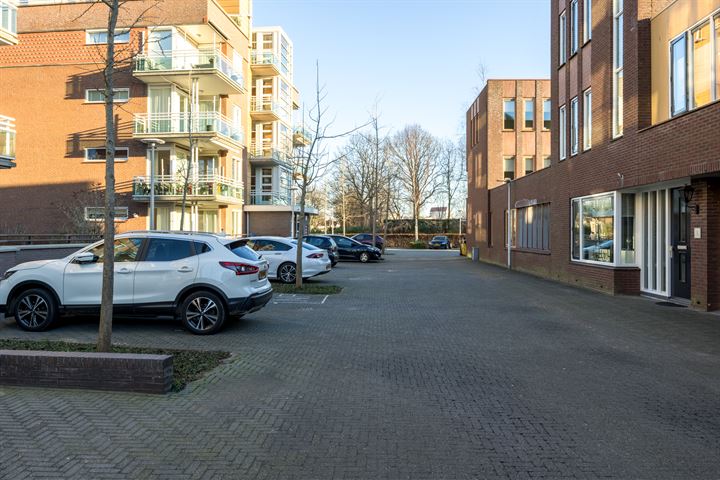 Bekijk foto 47 van Floris Versterstraat 34