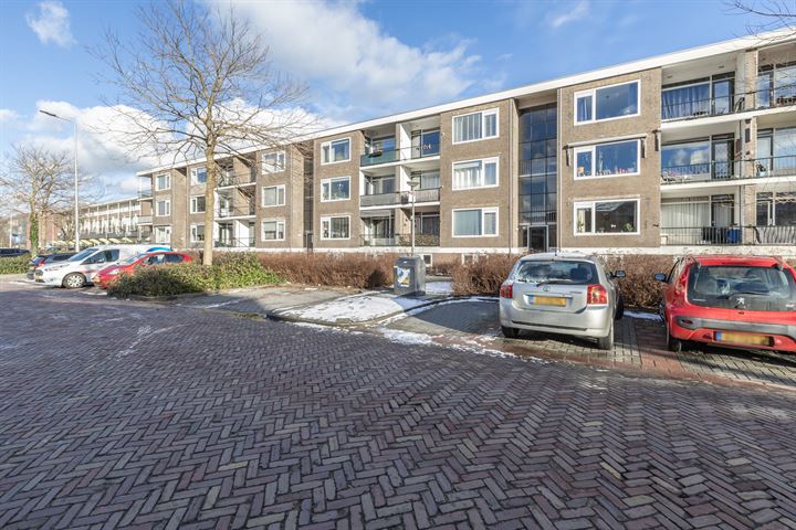 Bekijk foto 3 van Ambonstraat 84