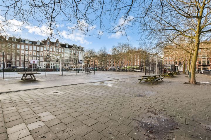 Bekijk foto 20 van Sint Willibrordusstraat 15-B