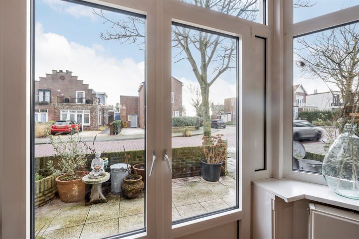 View photo 8 of Brederodestraat 26-A