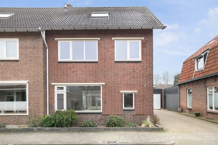 Bekijk foto 2 van Deventerstraat 25