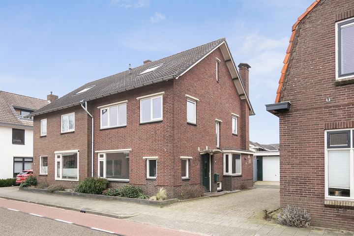 Bekijk foto 36 van Deventerstraat 25