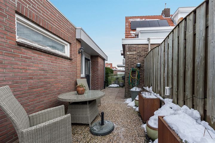 Bekijk foto 33 van Olmenstraat 2