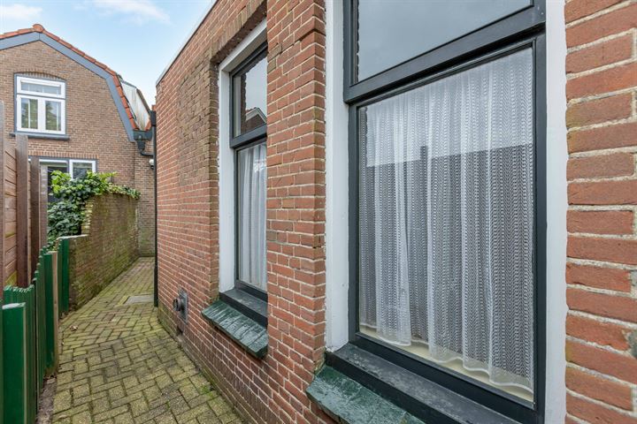 View photo 30 of Oostwijkstraat 70