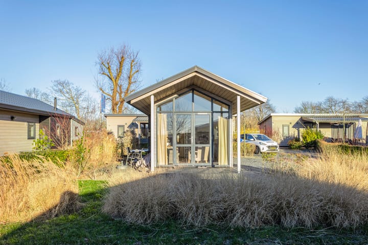 Foto 15 van Zuiderdijk 1-B009