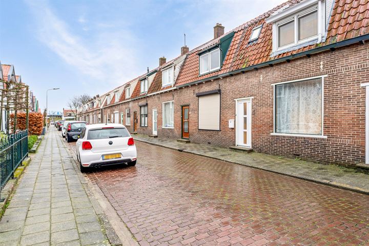 Bekijk foto 18 van Emmastraat 5