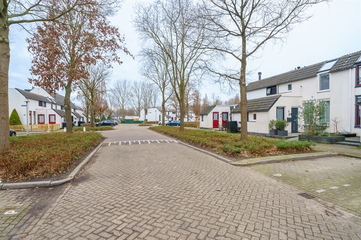 Bekijk foto 41 van Oostgriend 18