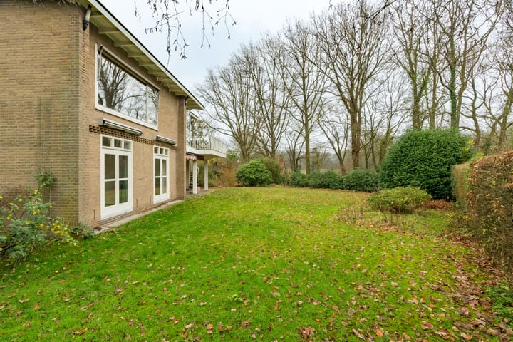 Foto 41 van Hesselink van Suchtelenweg 7