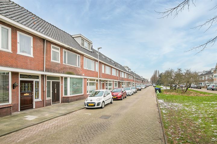 Bekijk foto 3 van Julianaweg 243