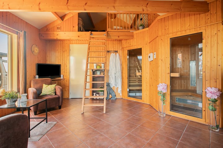 Foto 33 van Oukoopsedijk 27