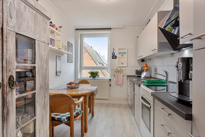 Bekijk foto 17 van Veldkuilstraat 40