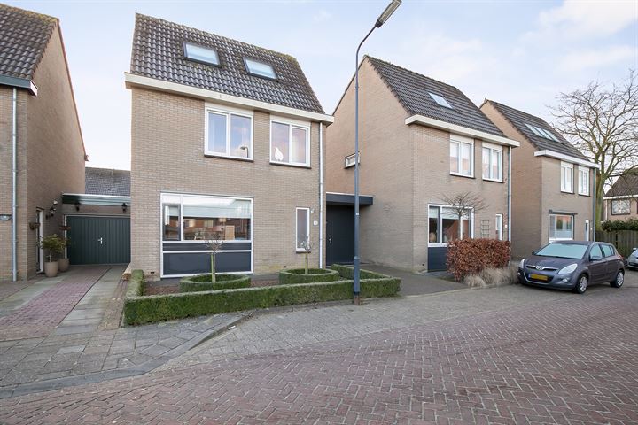 Bekijk foto 4 van Prunusstraat 96