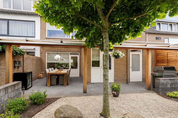 View photo 48 of Armstrongstraat 20