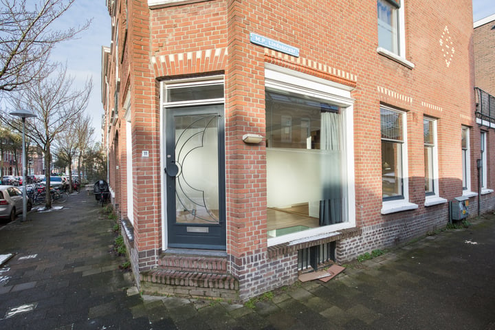 Bekijk foto 41 van Bilderdijkstraat 11