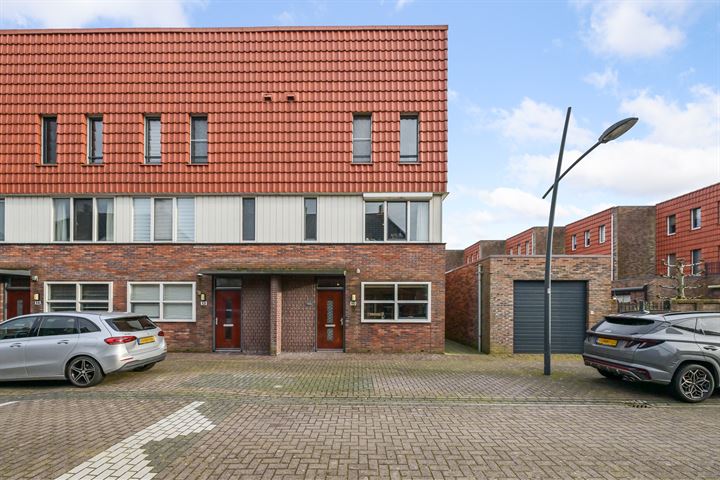 Bekijk foto 28 van J M van der Meystraat 10