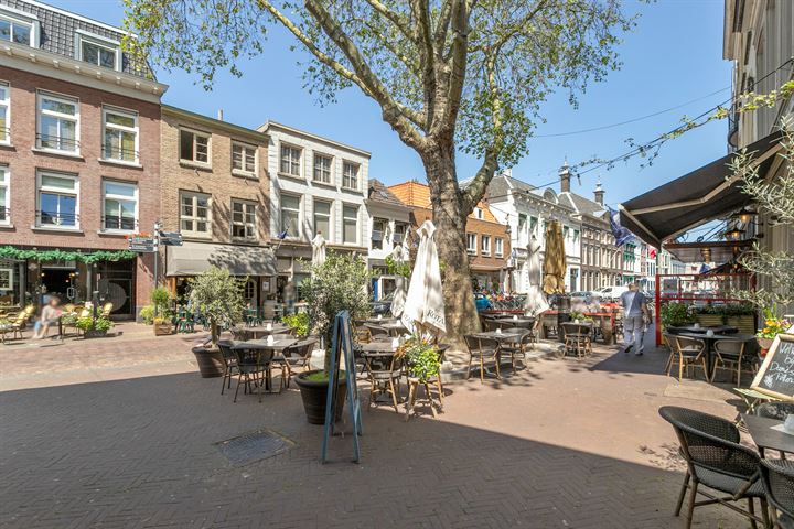 Bekijk foto 38 van Rijngraafstraat 1