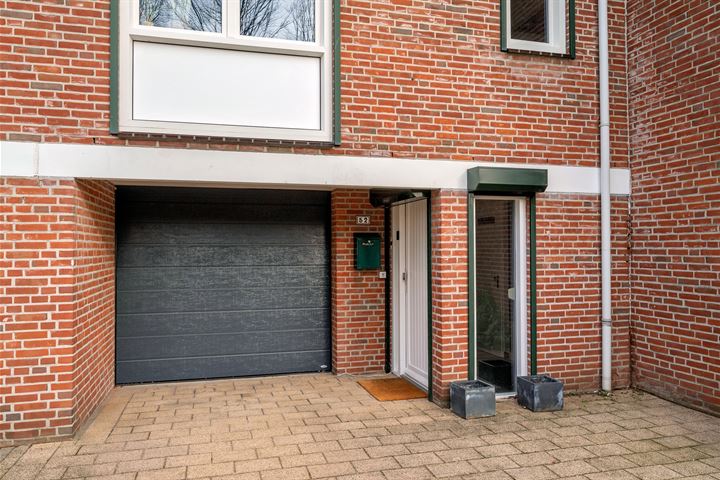 Bekijk foto 2 van Galgenvenstraat 52