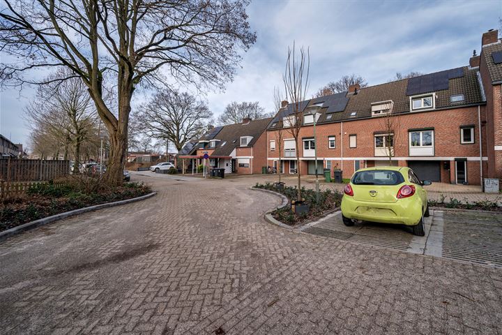 Bekijk foto 36 van Galgenvenstraat 52