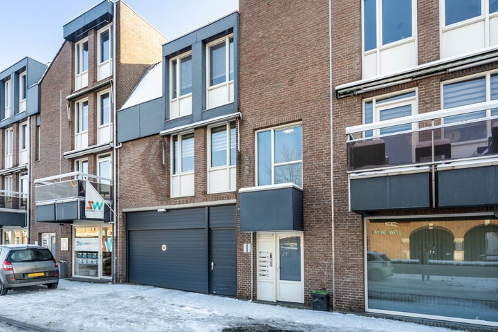 Bekijk foto 31 van Elsstraat 14