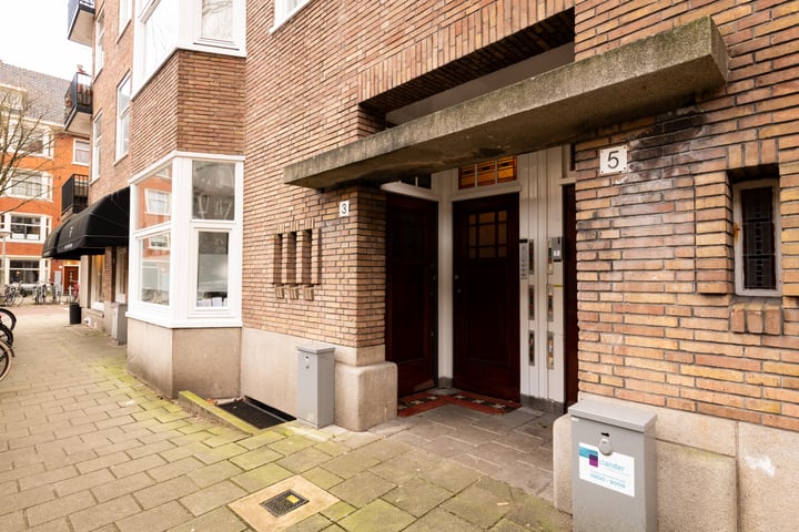 Bekijk foto 39 van Antillenstraat 3-4