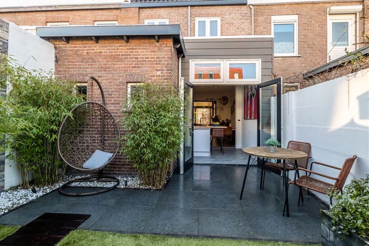 View photo 26 of Leeuwerikstraat 26