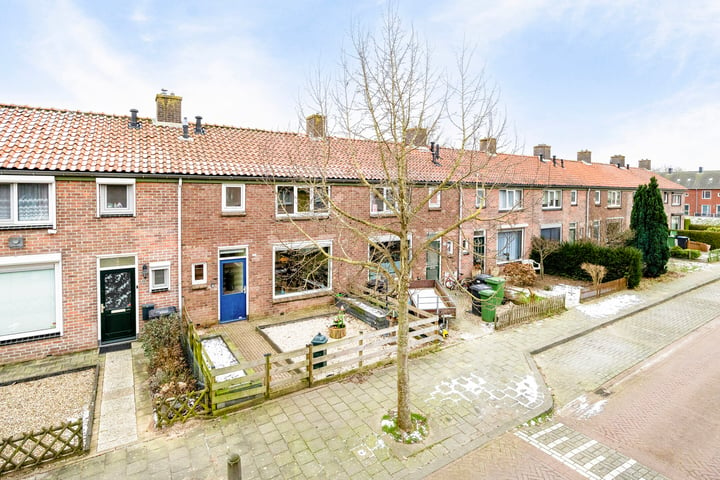 Bekijk foto 3 van Weegbreestraat 27