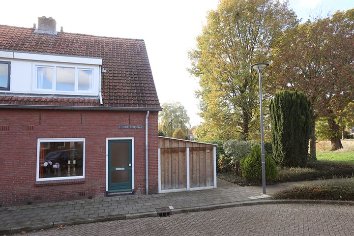 Bekijk foto 4 van P.J. Troelstrastraat 51