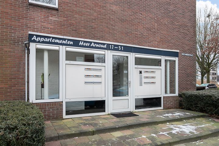 Bekijk foto 2 van Heer Arnoudstraat 39