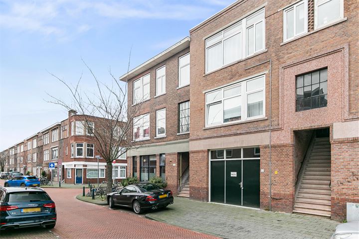 Bekijk foto 3 van Jasmijnstraat 67