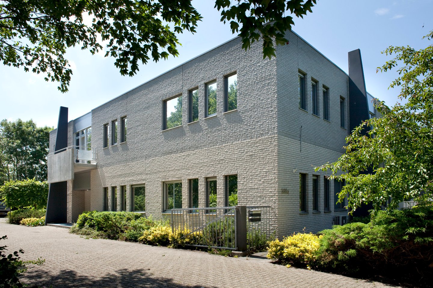 View photo 1 of Noorderstraat 388-a