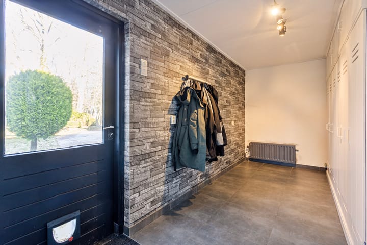 Photo 32 of Heereweg 16