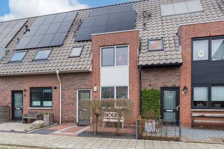 Bekijk foto 42 van Zonnebloemstraat 6