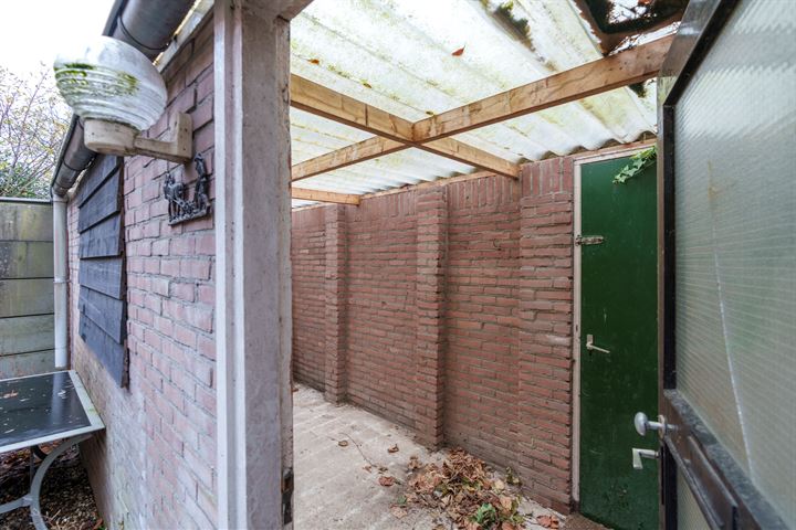 Bekijk foto 41 van M.P. Lindostraat 39