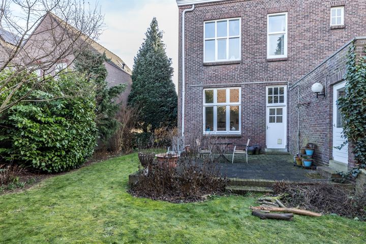 Bekijk foto 44 van Prins Clausstraat 108