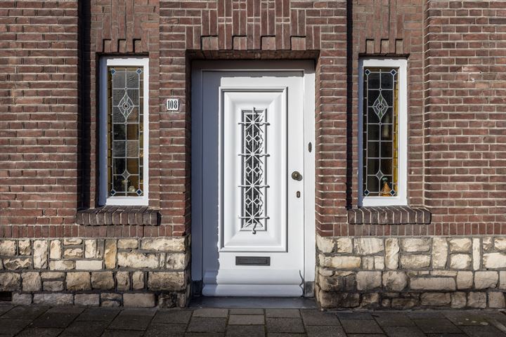 Bekijk foto 47 van Prins Clausstraat 108