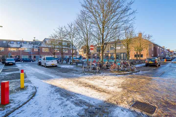 Bekijk foto 26 van Balderikstraat 75