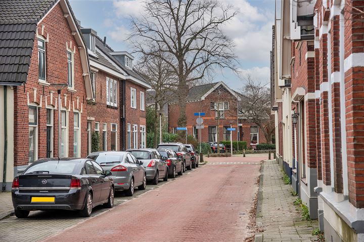 Bekijk foto 2 van Lipperkerkstraat 324