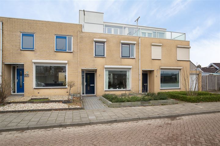 Bekijk foto 3 van Fluitekruidstraat 7