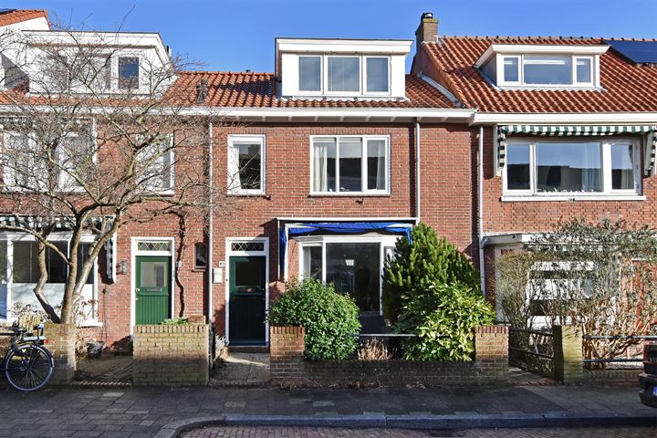 View photo 39 of Mackaystraat 42