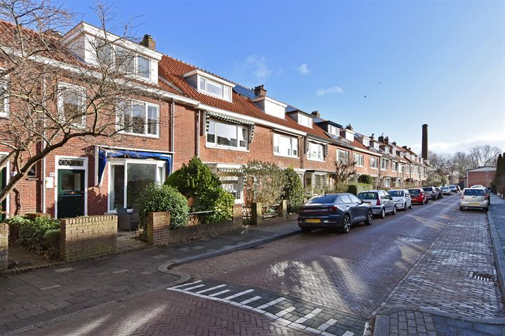 View photo 42 of Mackaystraat 42