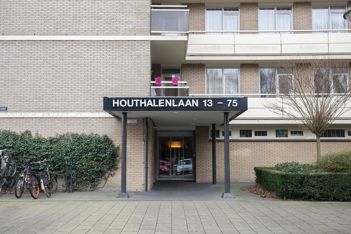 View photo 2 of Houthalenlaan 65