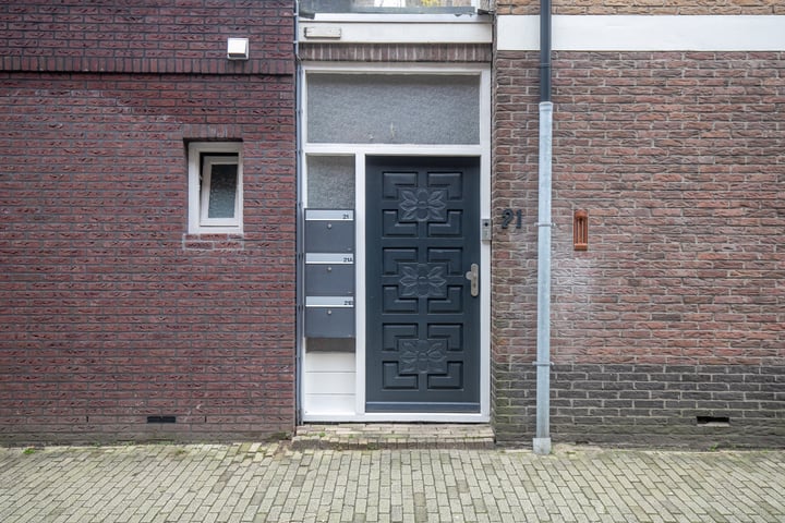 Bekijk foto 6 van Voorstraat 21-A