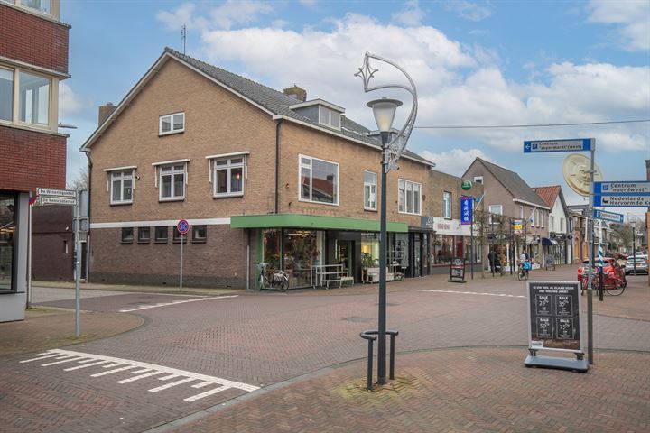 Bekijk foto 5 van Voorstraat 21-A