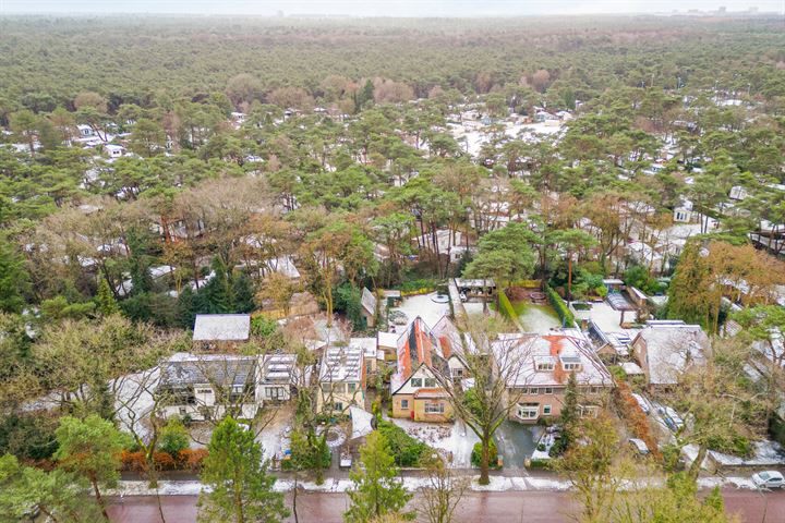 Bekijk foto 4 van Julianalaan 274