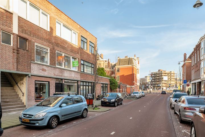 View photo 2 of De Constant Rebecquestraat 3-B