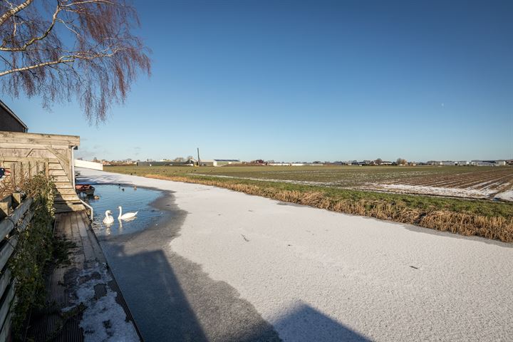 View photo 38 of Bakkerstraat 13