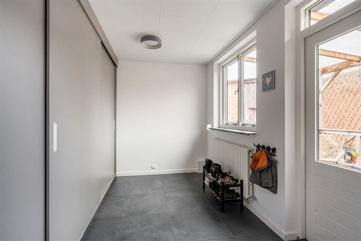 Bekijk foto 15 van Veerstraat 25