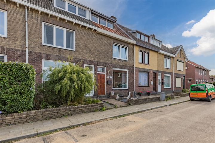 Bekijk foto 3 van Gulicksestraat 44