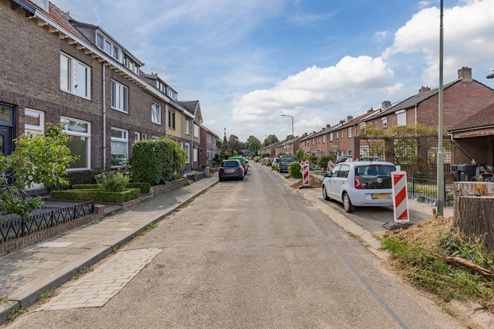 Bekijk foto 40 van Gulicksestraat 44