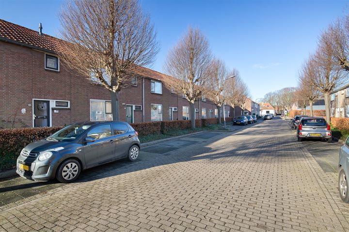 Bekijk foto 42 van Burgemeester Bouwmanstraat 24